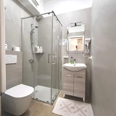 Marco Polo House Kwatera prywatna *