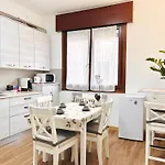 Ubytování v soukromí Marco Polo House Mestre