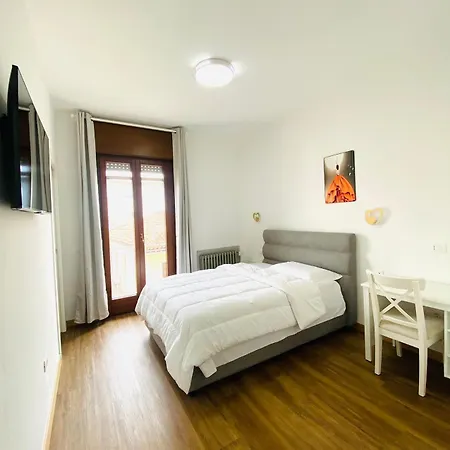 Проживание в семье Marco Polo House