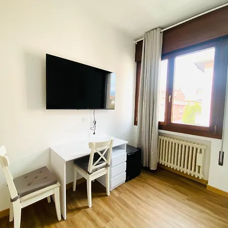 Marco Polo House * Местре